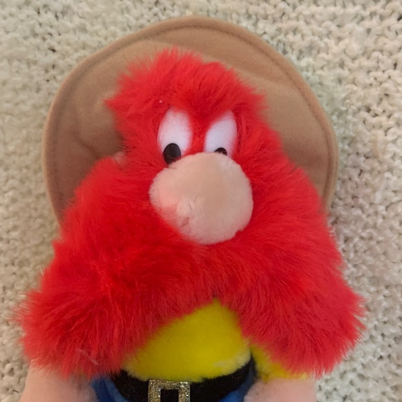 Yosemite Sam plush figure. - Picture 2 of 4